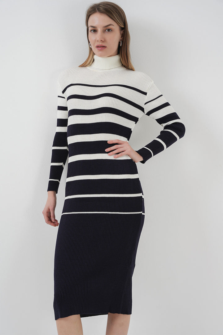 BGD Women Navy Blue White Knit Dress - Conroe