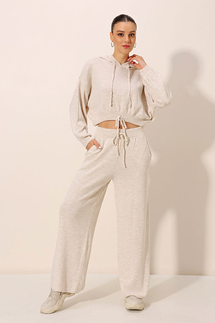 BGD Women Hooded Oversized Two-Piece Set - Cream - Avondale