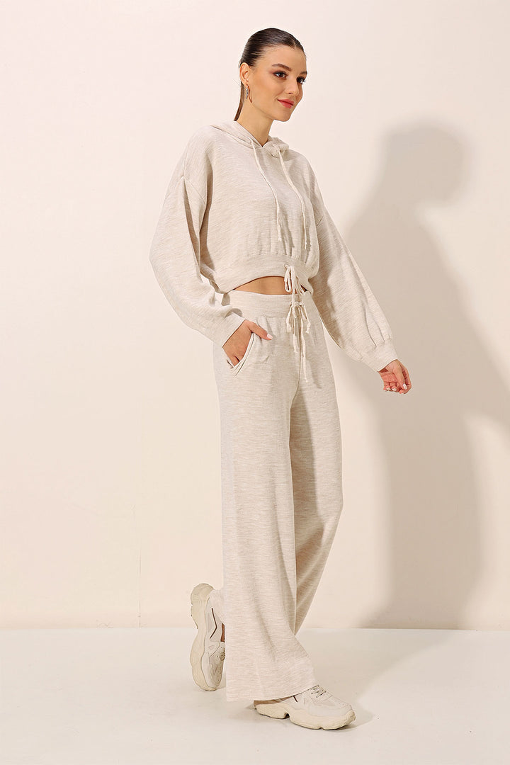 BGD Women Hooded Oversized Two-Piece Set - Cream - Avondale