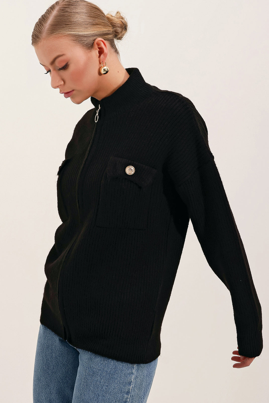 BGD Women Pocket Detailed Zippered Cardigan - Black - Lüdenscheid