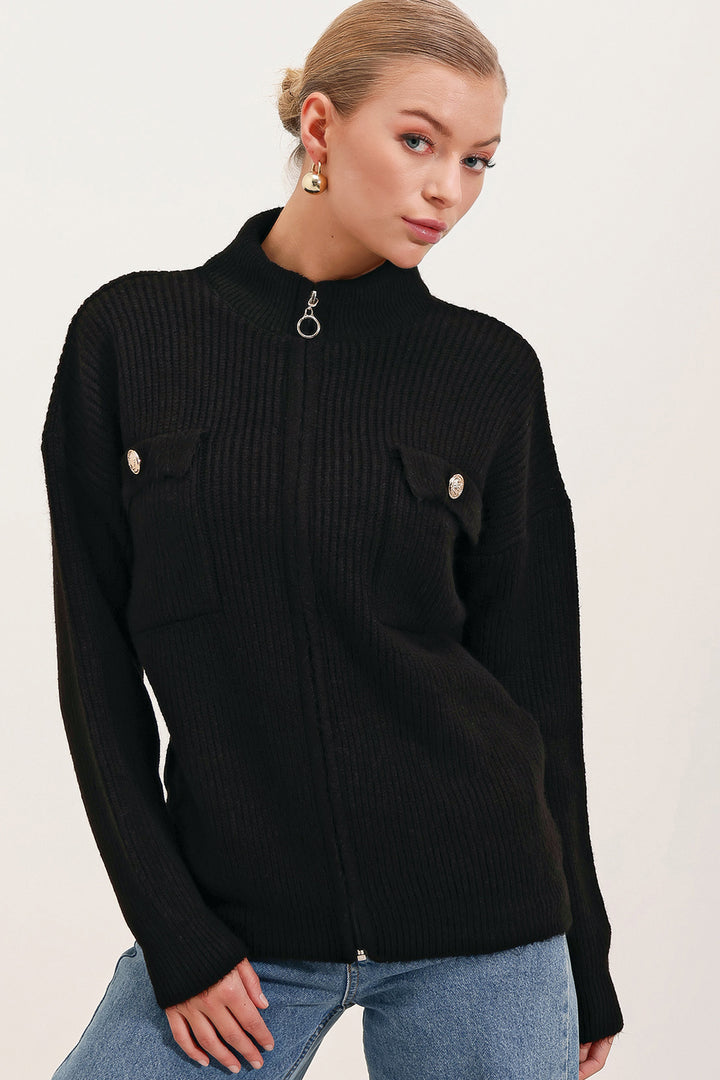 BGD Women Pocket Detailed Zippered Cardigan - Black - Lüdenscheid