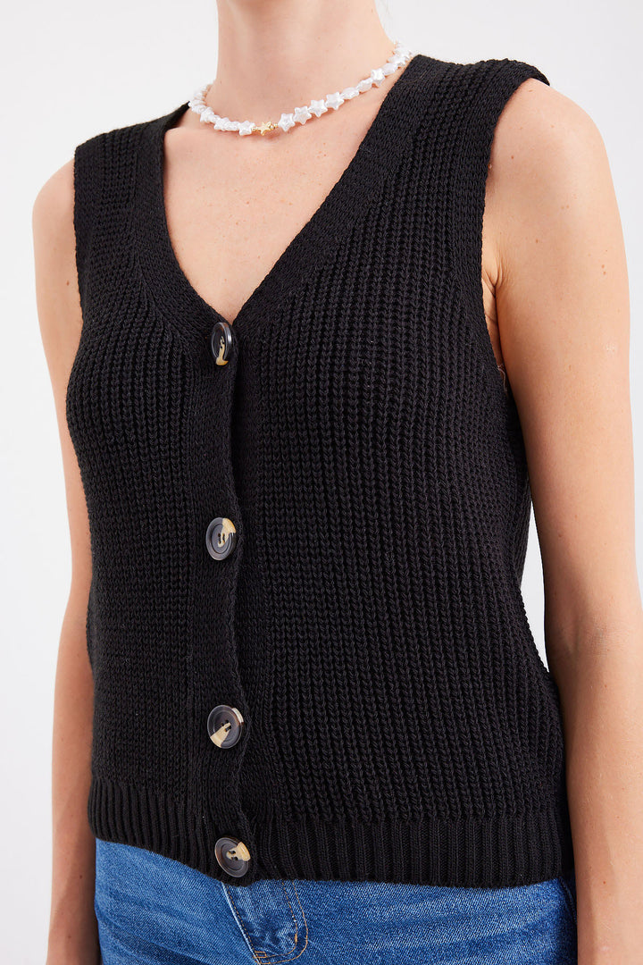 BGD Women Buttoned Short Knit Vest - Black - Salamanca