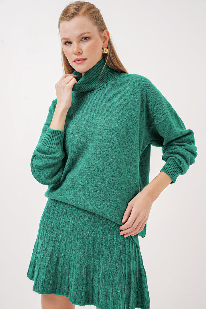 BGD Women Knit Skirt Sweater Set - Emerald Green - Lynnwood