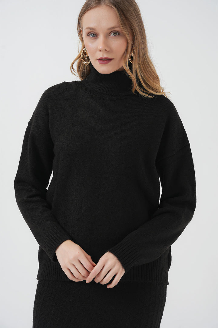 BGD Women Kazakh Skirt Knit Set - Black - Valrico