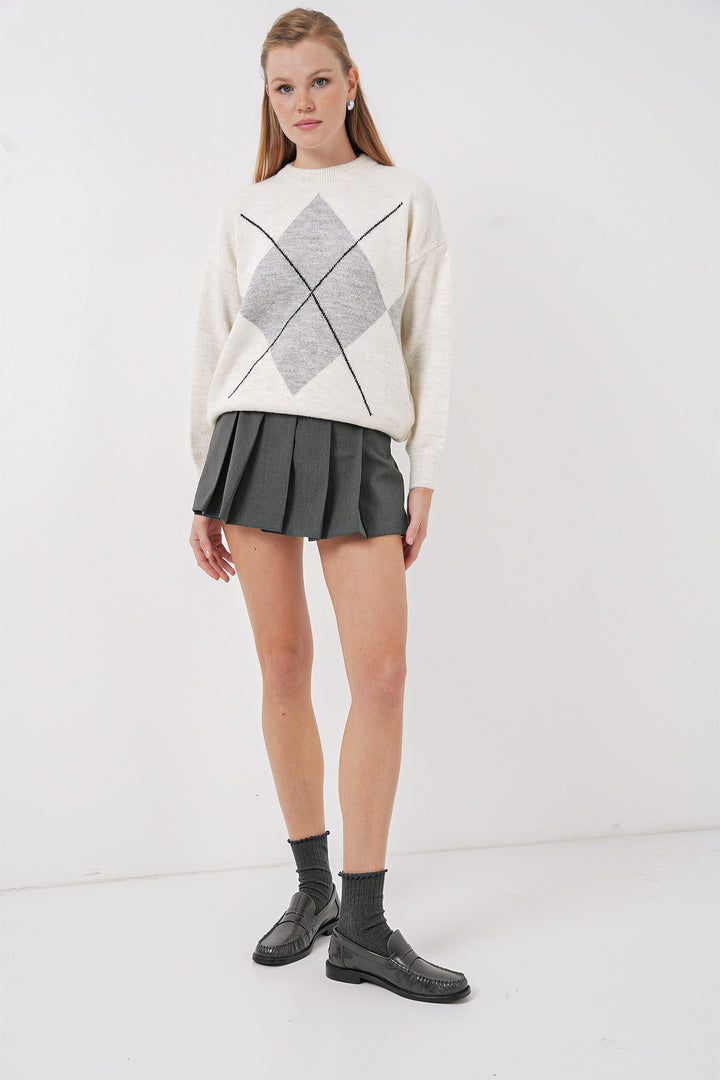 BGD Women Baklava Patterned Oversized Sweater - Gray - Harrogate