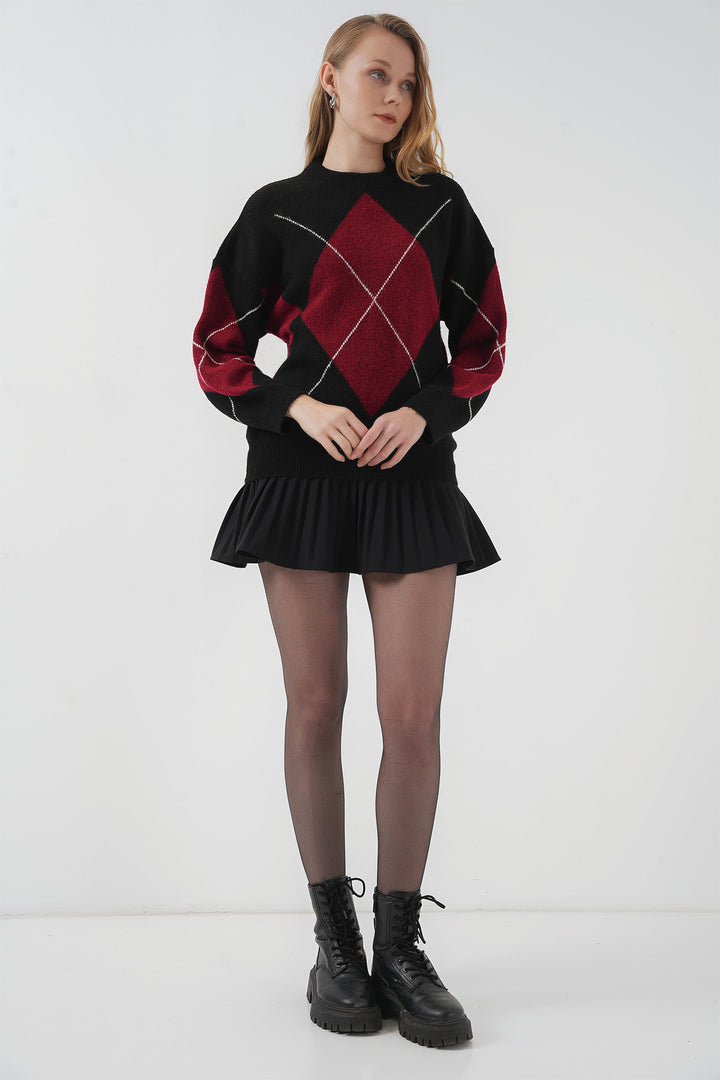 BGD Women Baklava Patterned Oversized Sweater - Dark Black - Grand Forks