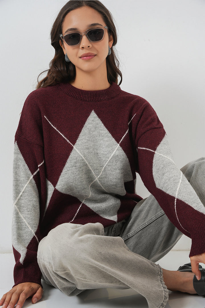 BGD Women Baklava Patterned Oversized Knit Sweater - Maroon - Martigues
