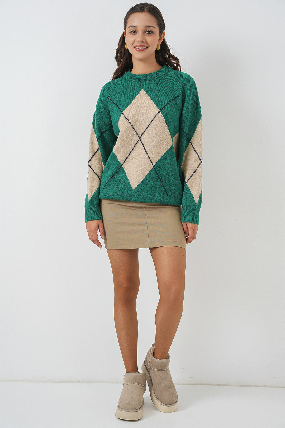 BGD Women Baklava Patterned Oversized Knit Sweater - Y.Emerald - Uman