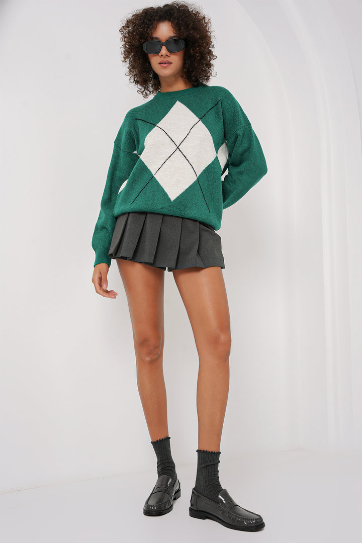 BGD Women Baklava Patterned Oversized Knit Sweater - Emerald Green - Palo Alto