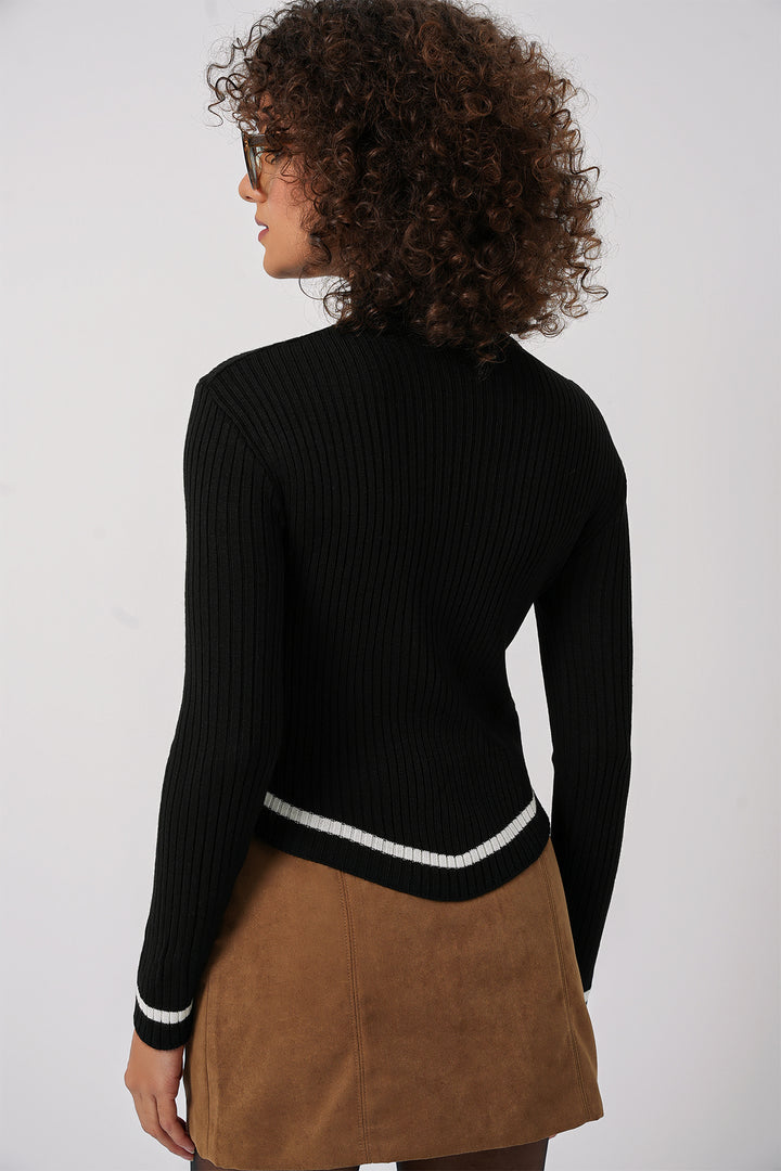 BGD Women Fisherman Collar Sweater - Black - Villejuif