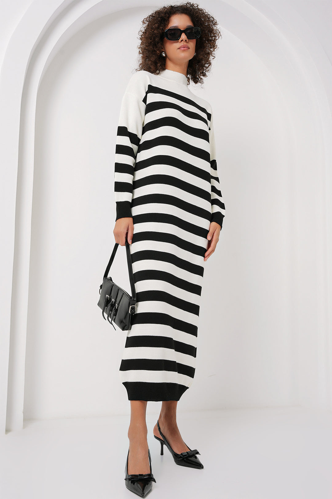 BGD Women Striped Long Knit Dress - Off-White - Davis