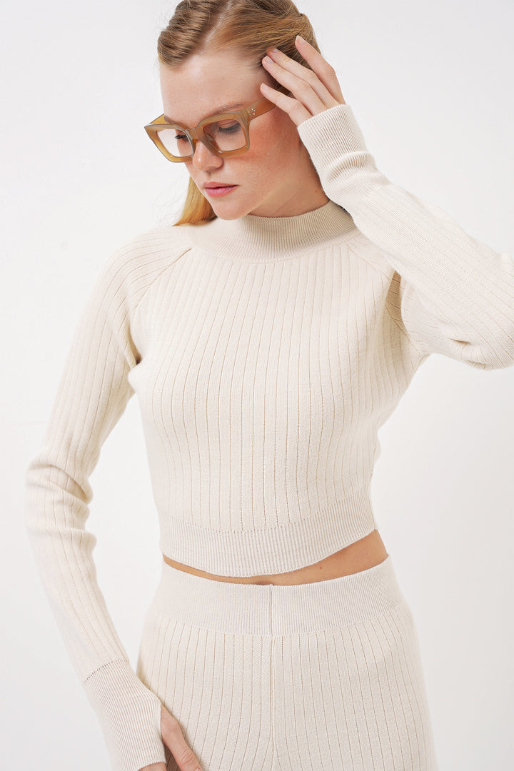 BGD Women Women's Crop Sweater Pants Knitwear Set - Beige - Brossard