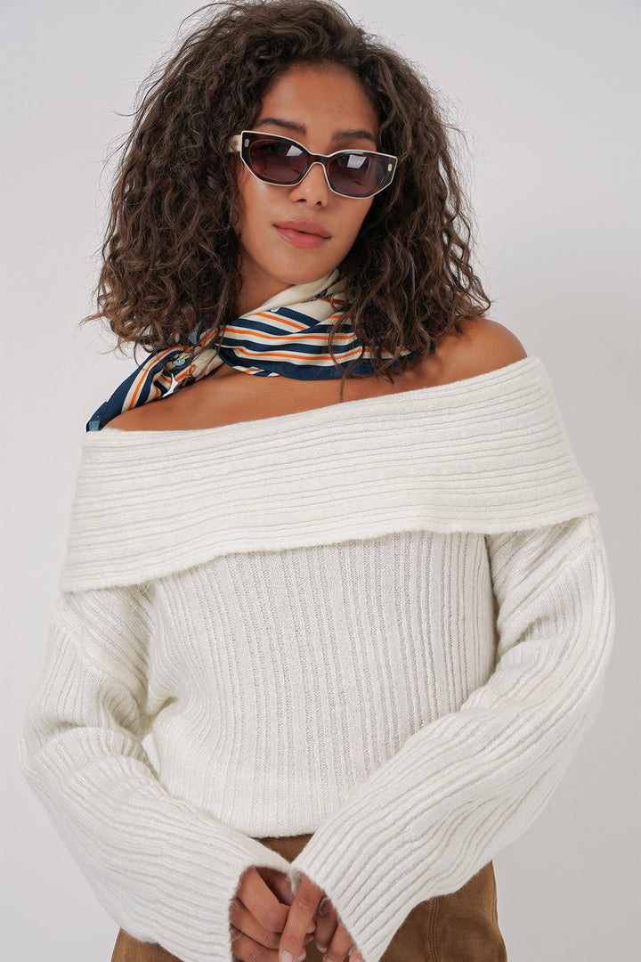 BGD Women Woman Off-Shoulder Oversized Sweater - White - Charlottetown