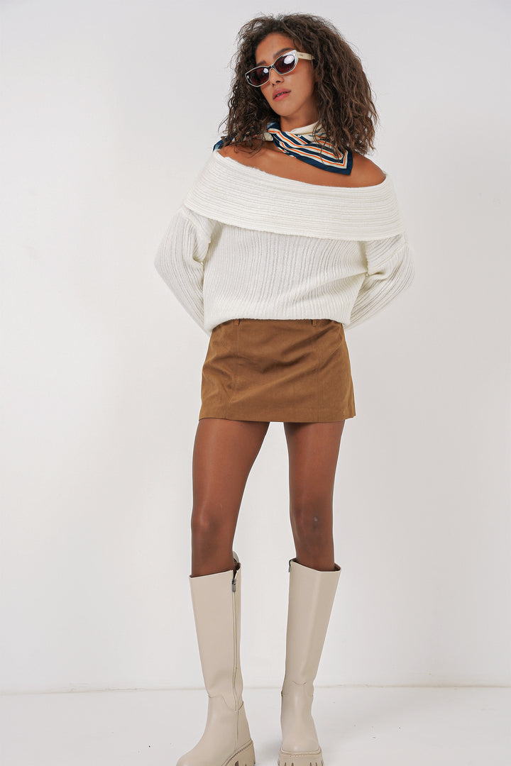 BGD Women Woman Off-Shoulder Oversized Sweater - White - Charlottetown