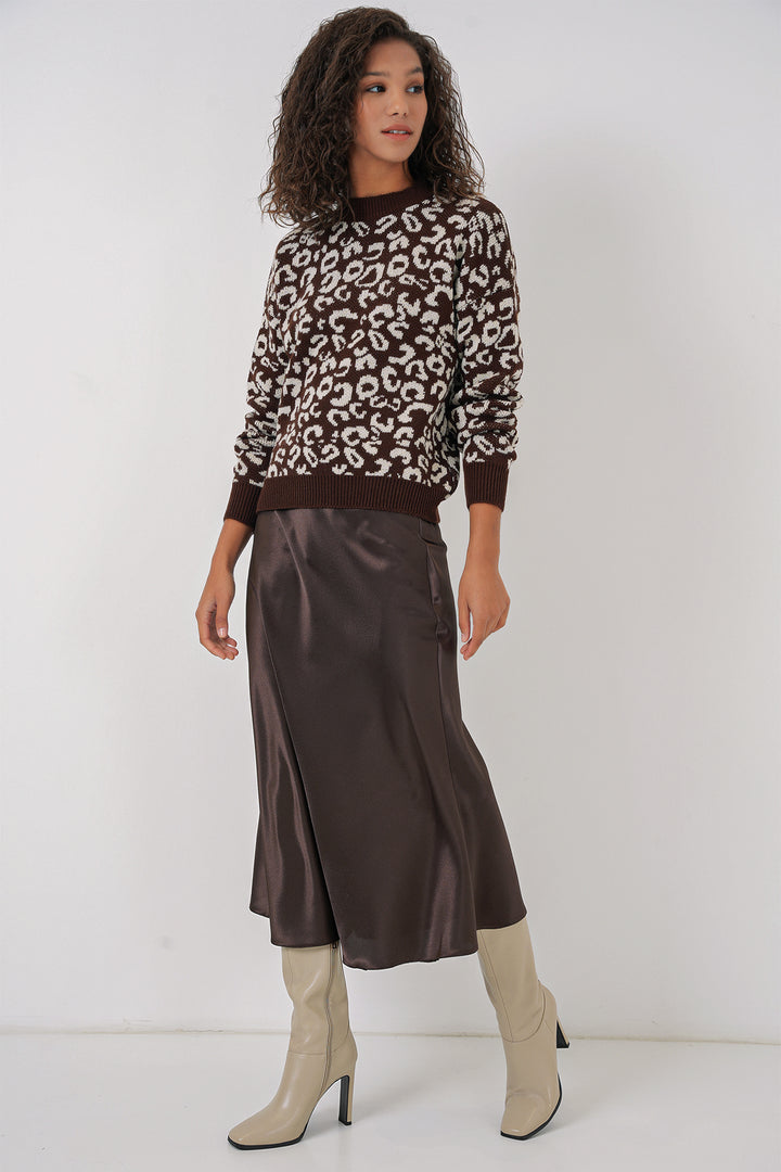 BGD Women Woman Patterned Oversized Sweater - Brown - The Woodlands