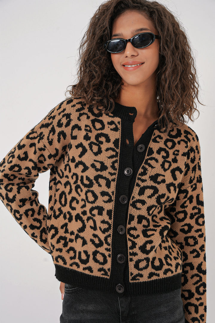 BGD Women Woman Patterned Knit Cardigan - C. Brown - Tampa