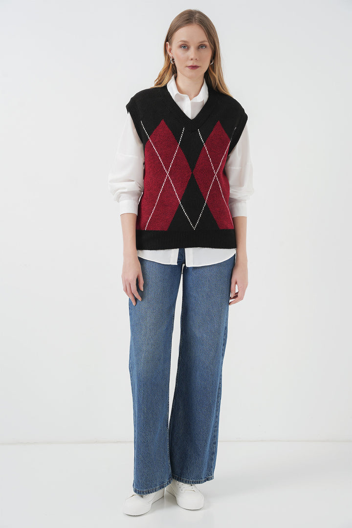 BGD Women V-Neck Sweater - Dark Black - San Luis