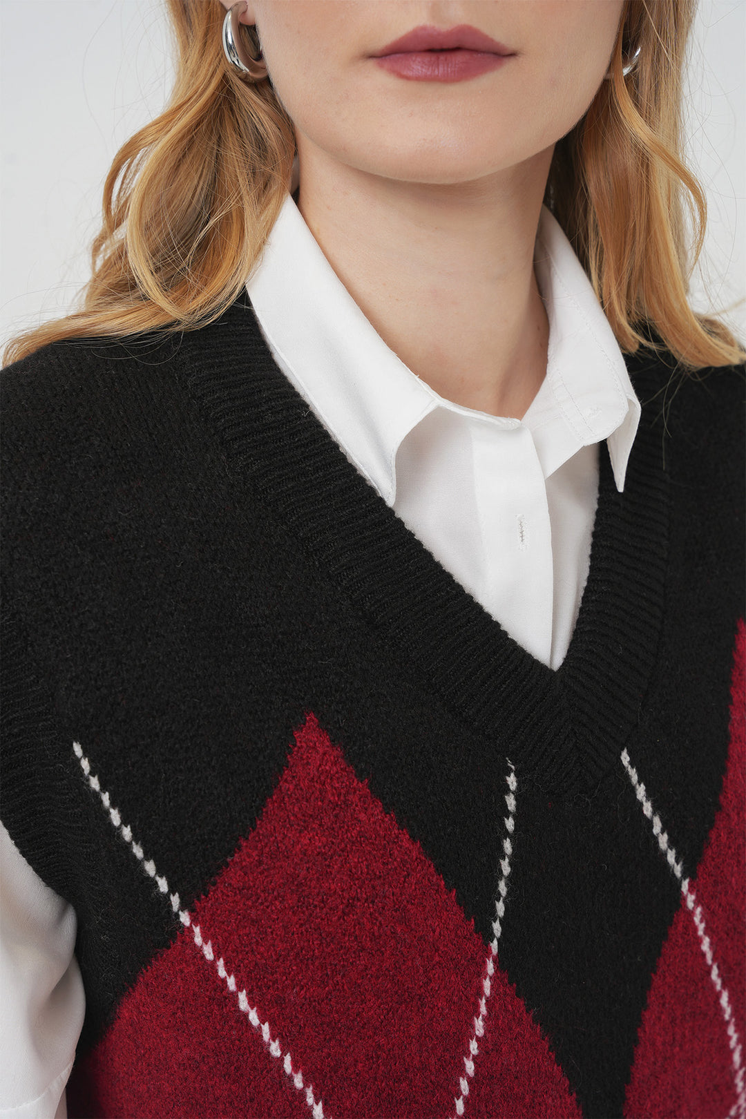 BGD Women V-Neck Sweater - Dark Black - San Luis