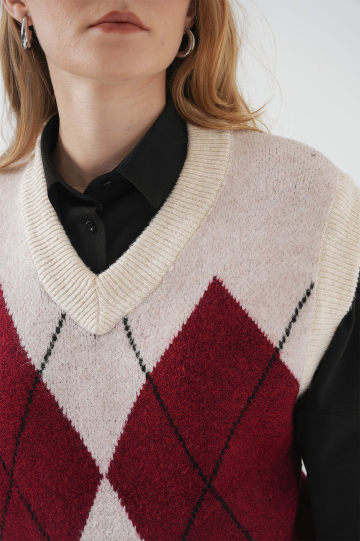 BGD Women V-Neck Sweater - Red - Prince Albert