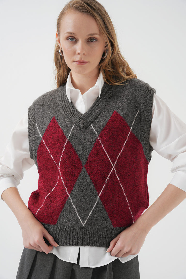 BGD Women V Neck Sweater - V. Anthracite - Papantla de Olarte