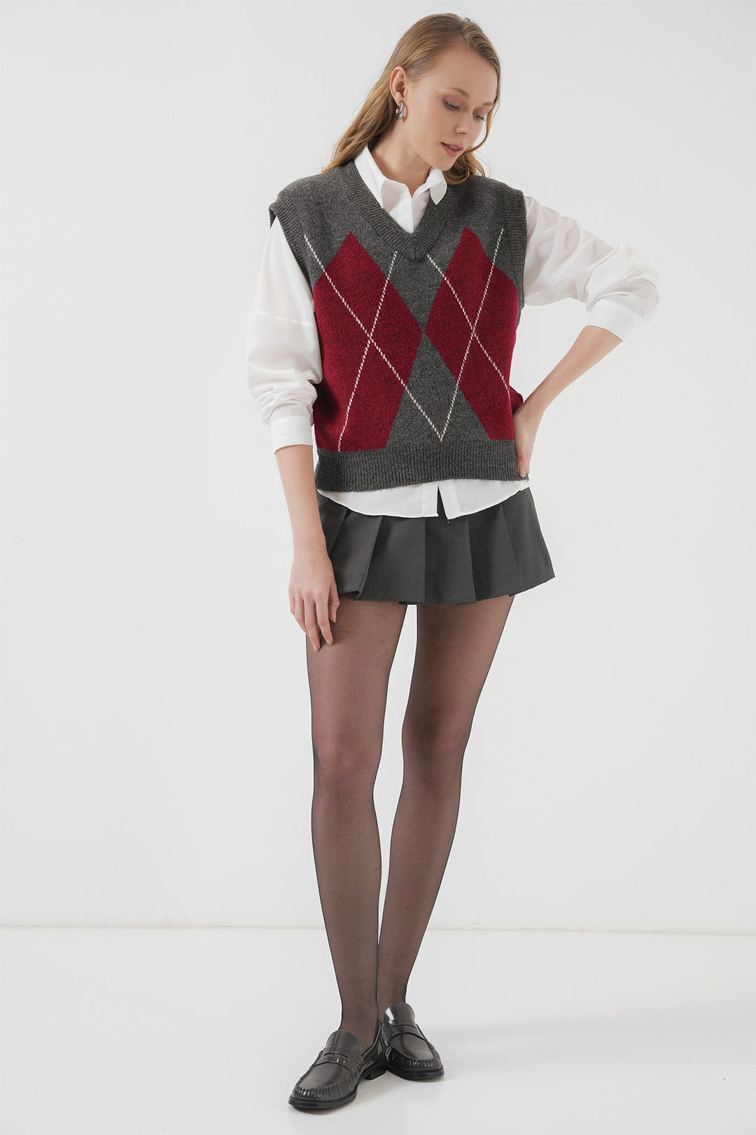 BGD Women V Neck Sweater - V. Anthracite - Papantla de Olarte