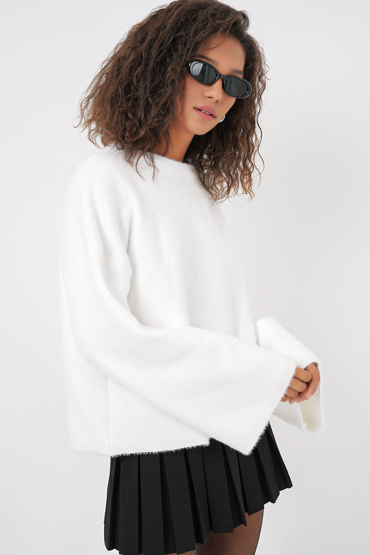 BGD Women Soft Textured Knit Sweater - White - Rochester