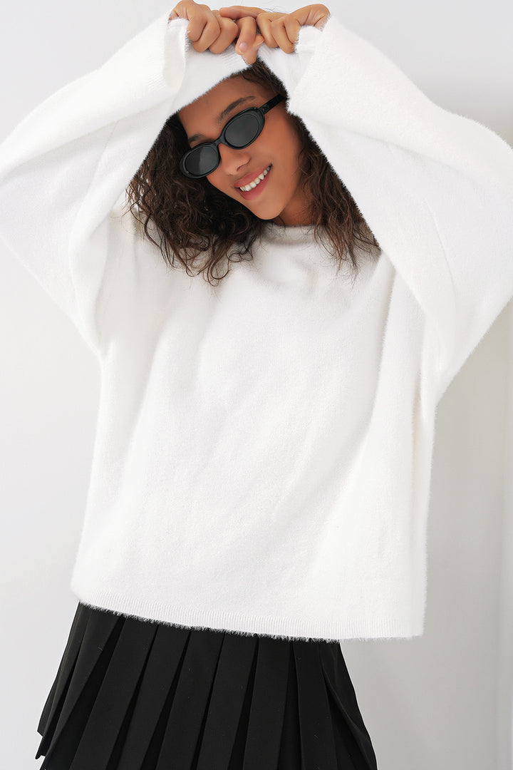 BGD Women Soft Textured Knit Sweater - White - Rochester