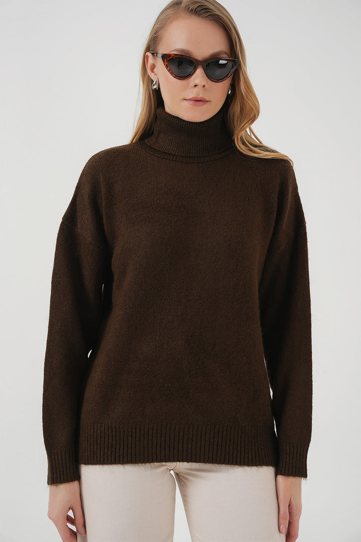 BGD Women Women's Fisherman Collar Oversized Knit Sweater - Brown - Barreiro