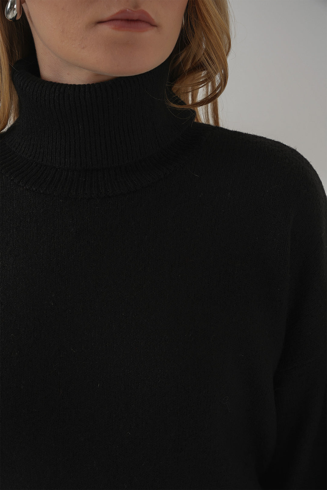 BGD Women Women's Fisherman Collar Oversized Knit Sweater - Black - Yenakiieve