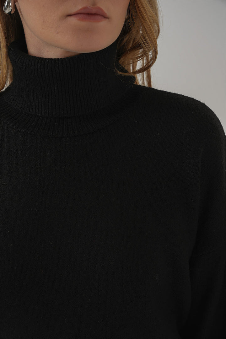 BGD Women Women's Fisherman Collar Oversized Knit Sweater - Black - Yenakiieve