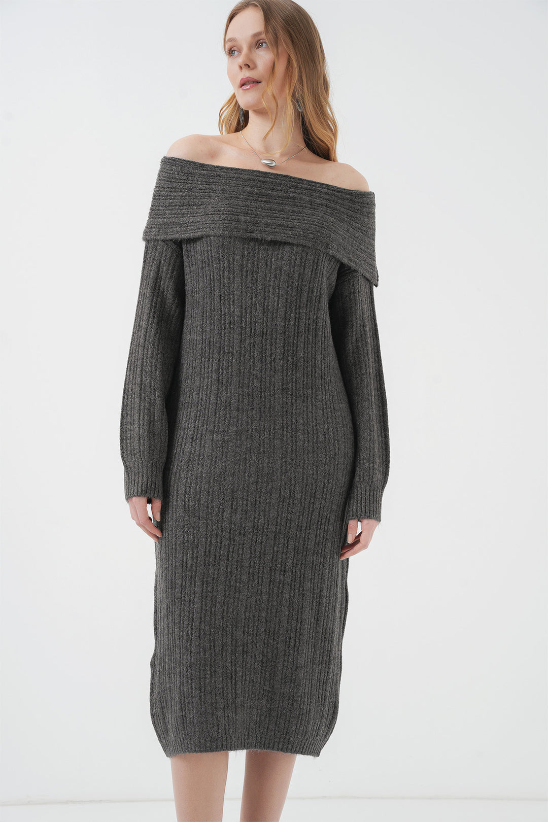 Women Oversize Sweaters - Wholesale Clothing Supplier Clos - Wholesale Clothing Supplier Women Oversize Sweaters - Wholesale Clothing Supplier Clos - Wholesale Clothing Supplier