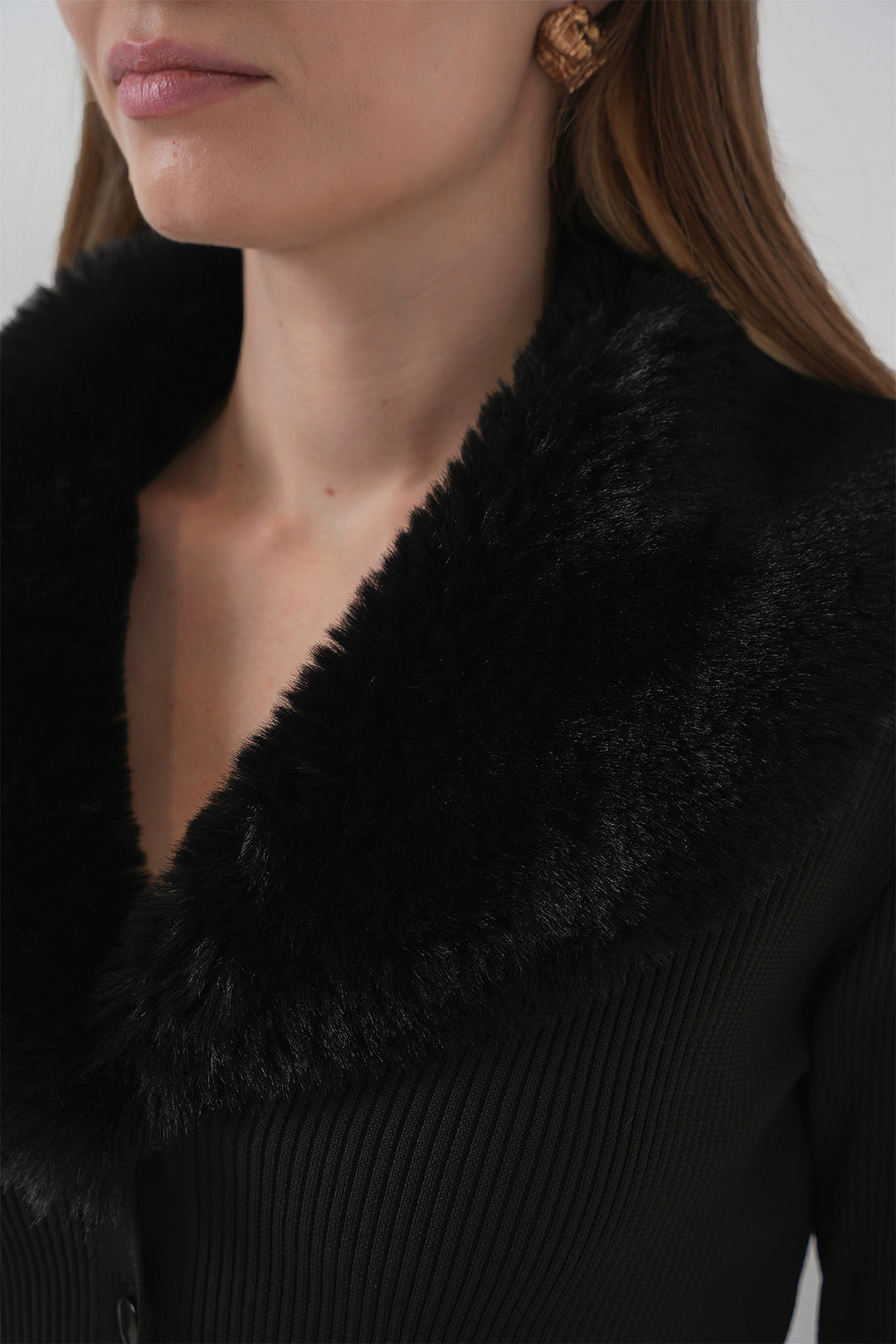 BGD Women Fur Collar Knit Cardigan - Black - Puerto del Rosario