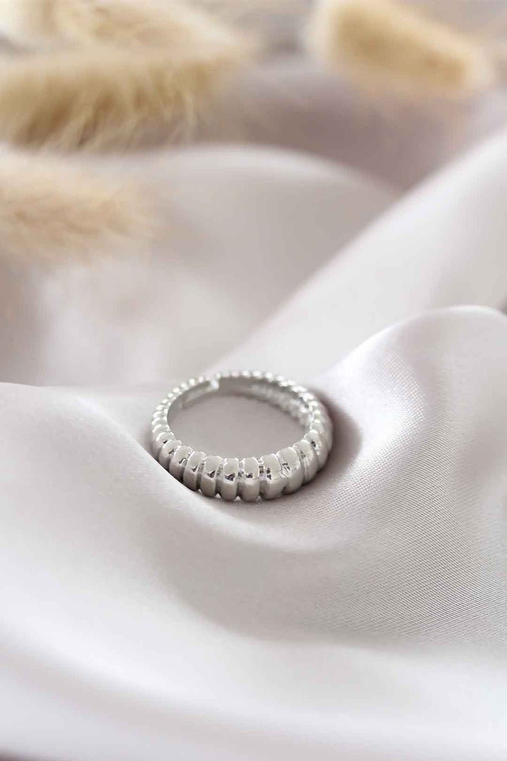 EBJ Silver Color Adjustable Spiral Women's Ring - Loures