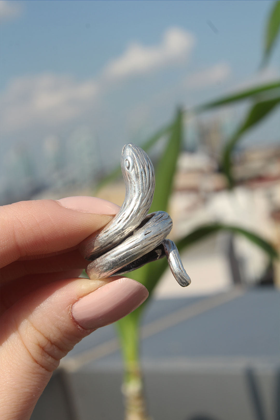 EBJ Snake Shaped Metal Adjustable Antique Ring - Hellevoetsluis
