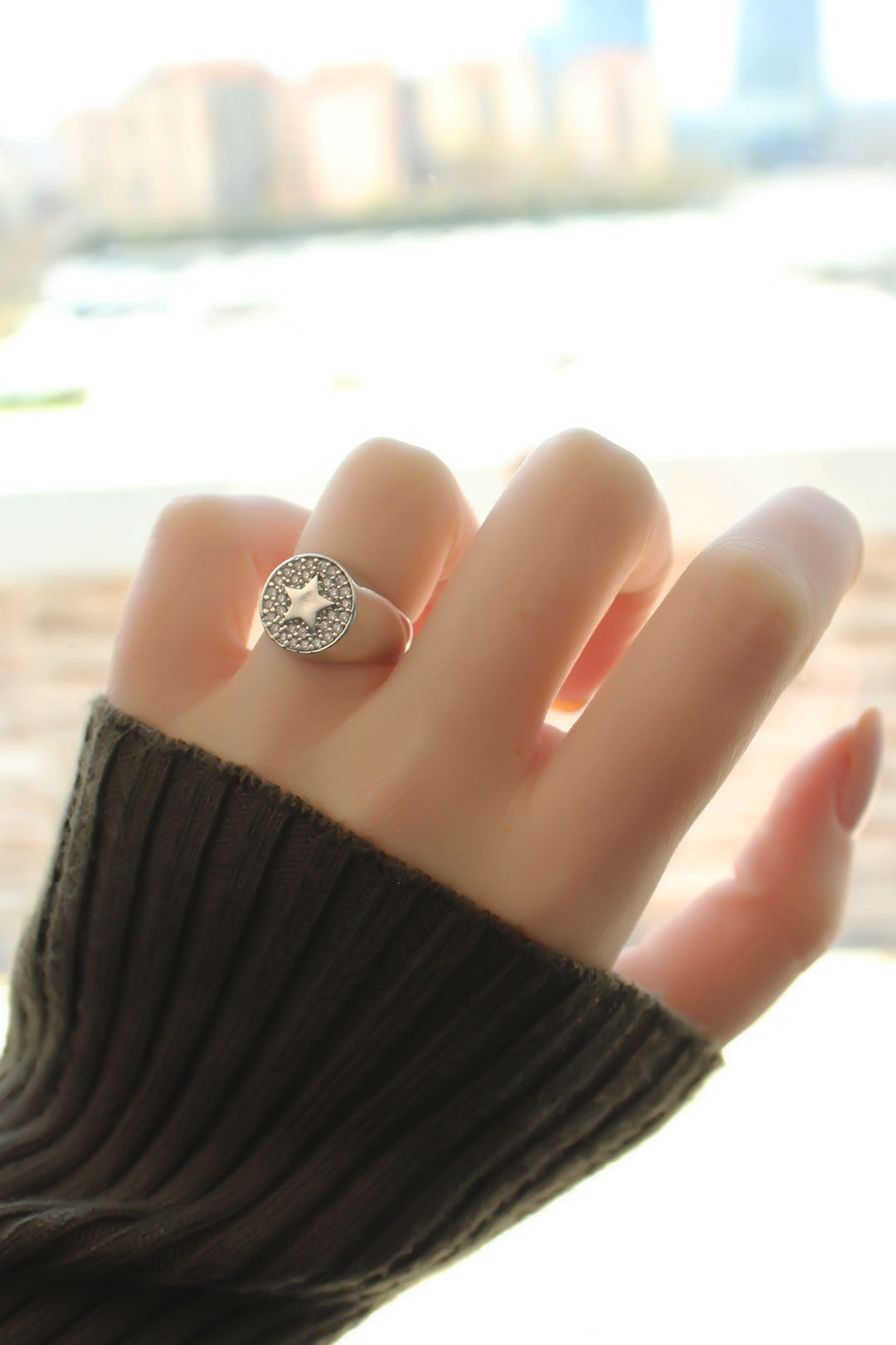 EBJ Silver Color Zircon Stone Plate Star Ring - East Kelowna