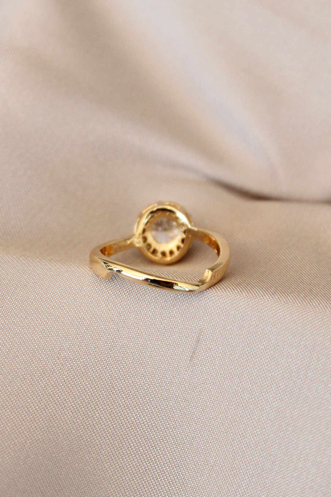 EBJ Gold Color Single Stone Adjustable Metal Ring - Mestre