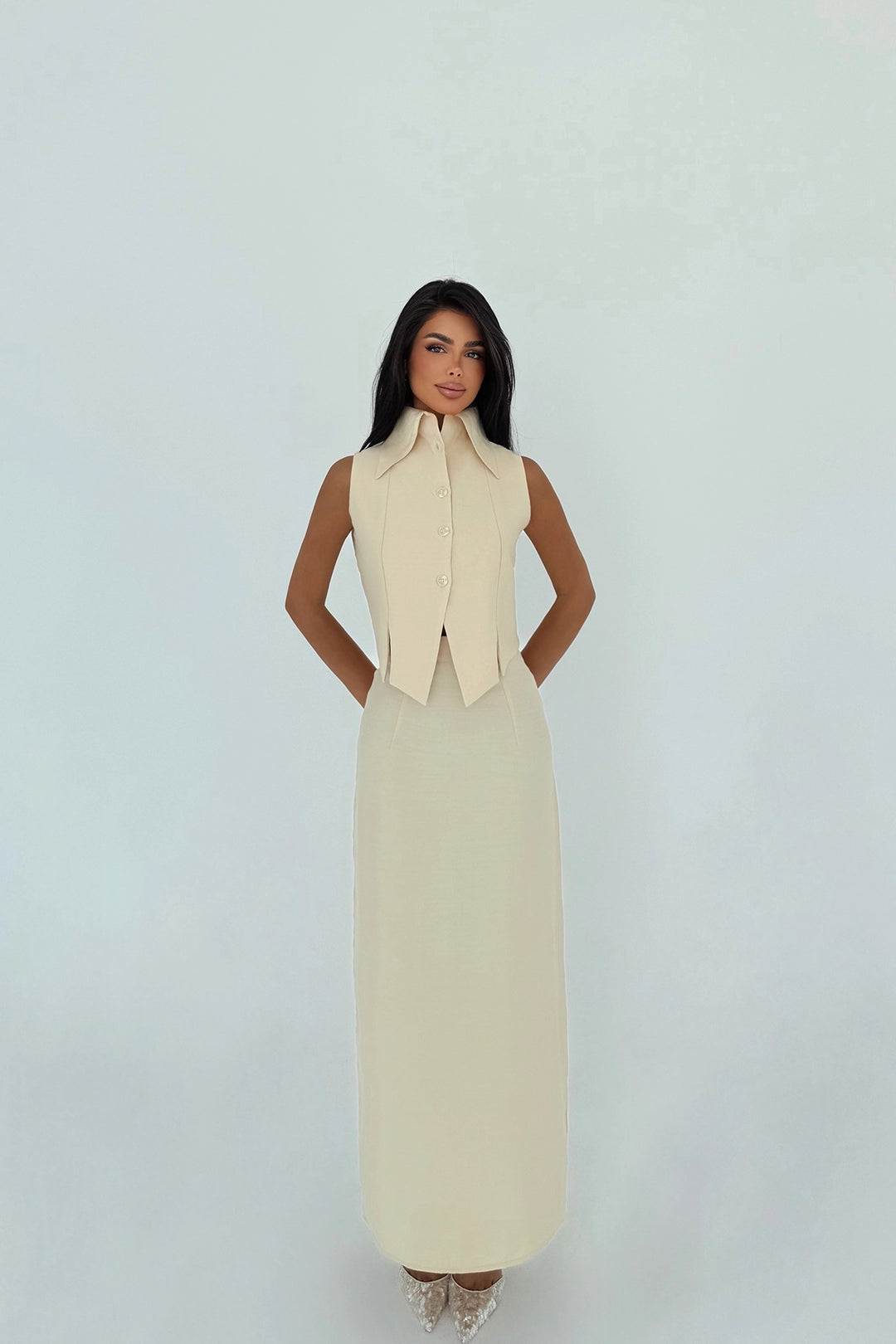 EYY Women Beige Regium Two Piece Set - Pervomaisk