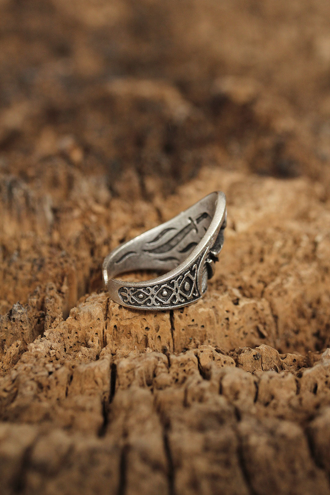 EBJ Adjustable Bow and Sword Symbol Men's Ring - Greenford