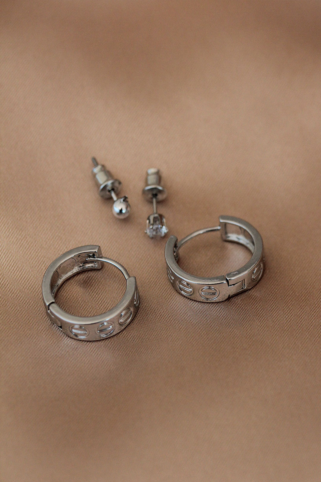 EBJ Silver Color Metal Brand Model Stone Earring Set - Cassino