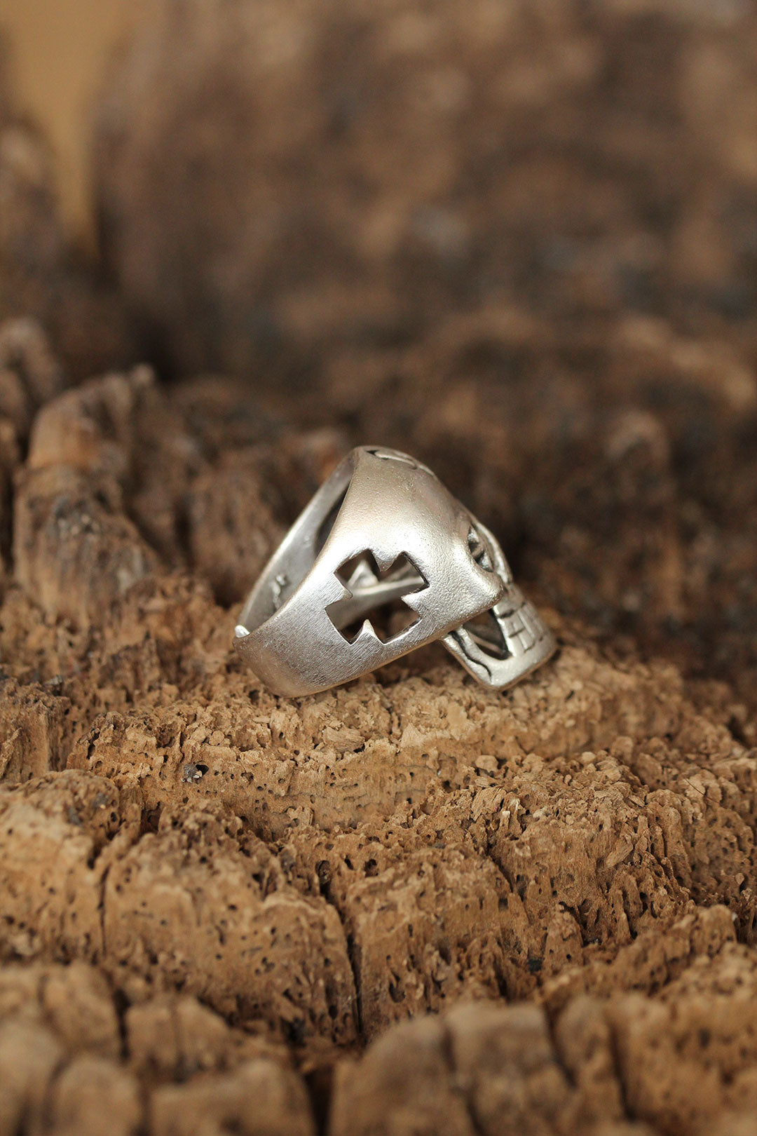 EBJ Adjustable Skull Model Men's Ring - High Point