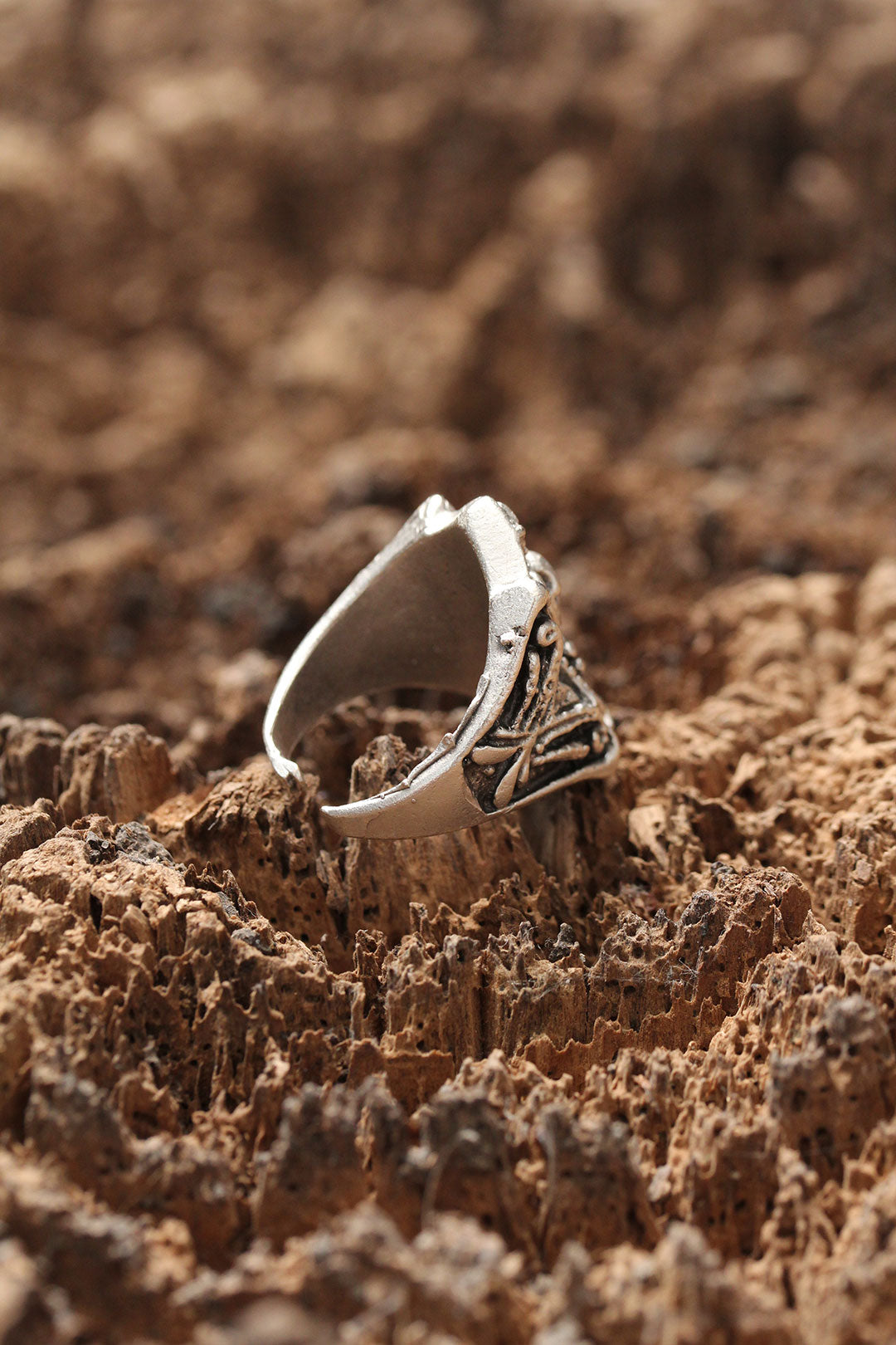 EBJ Masked Skull Adjustable Ring - Lille