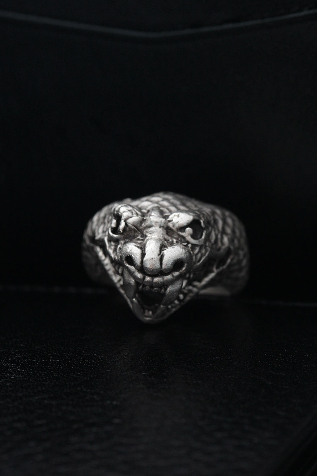 EBJ Adjustable Snake Model Men's Ring - Gateshead