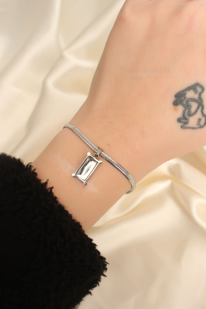 EBJ Steel Silver Color Rectangular Stone Italian Chain Bracelet - Pickering