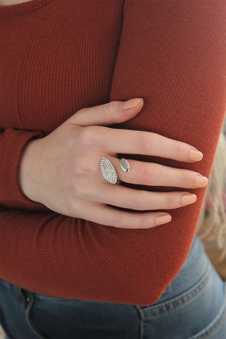 EBJ Adjustable Silver Color Zircon Stone Comma Ring - Alessandria