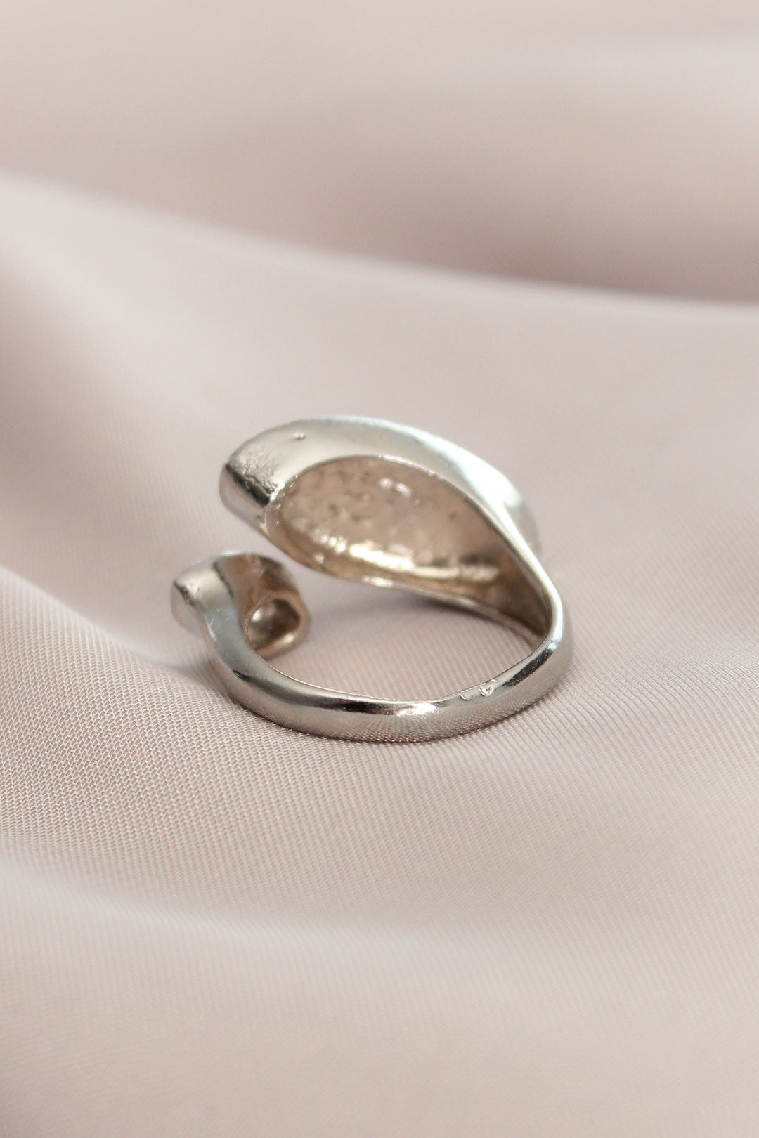 EBJ Adjustable Silver Color Zircon Stone Comma Ring - Alessandria