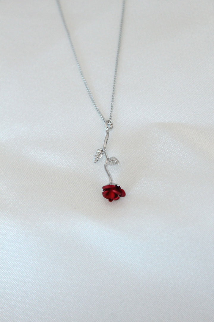 EBJ Silver Plated Red Rose Figured Women's Necklace - La Vergne