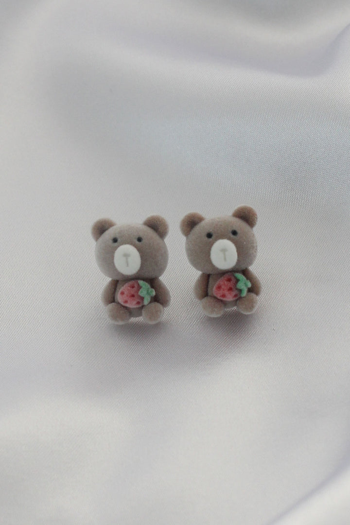 EBJ Brown Teddy Bear Figurine Strawberry Detail Women's Earrings - Pesquería