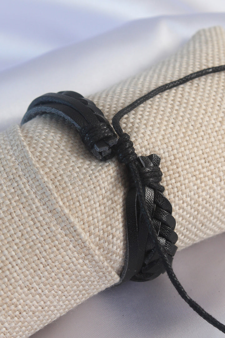 EBJ Black Spiral Design Leather Men's Bracelet - Jelgava