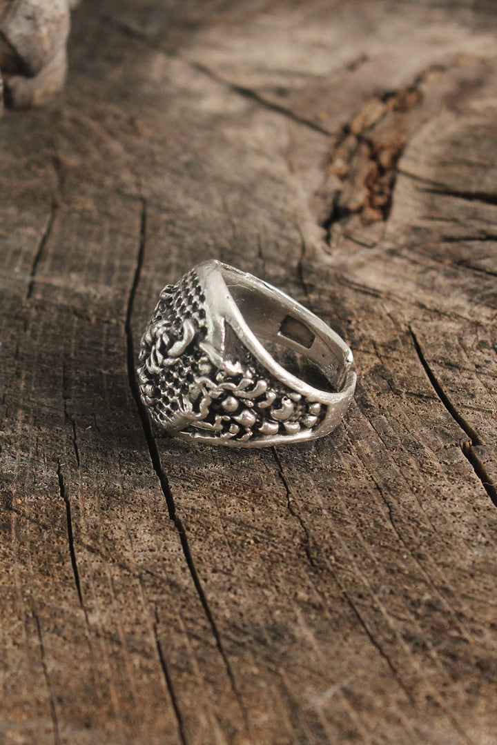 EBJ Antique Silver Color Scorpion Embroidery Adjustable Men's Ring - Mackay