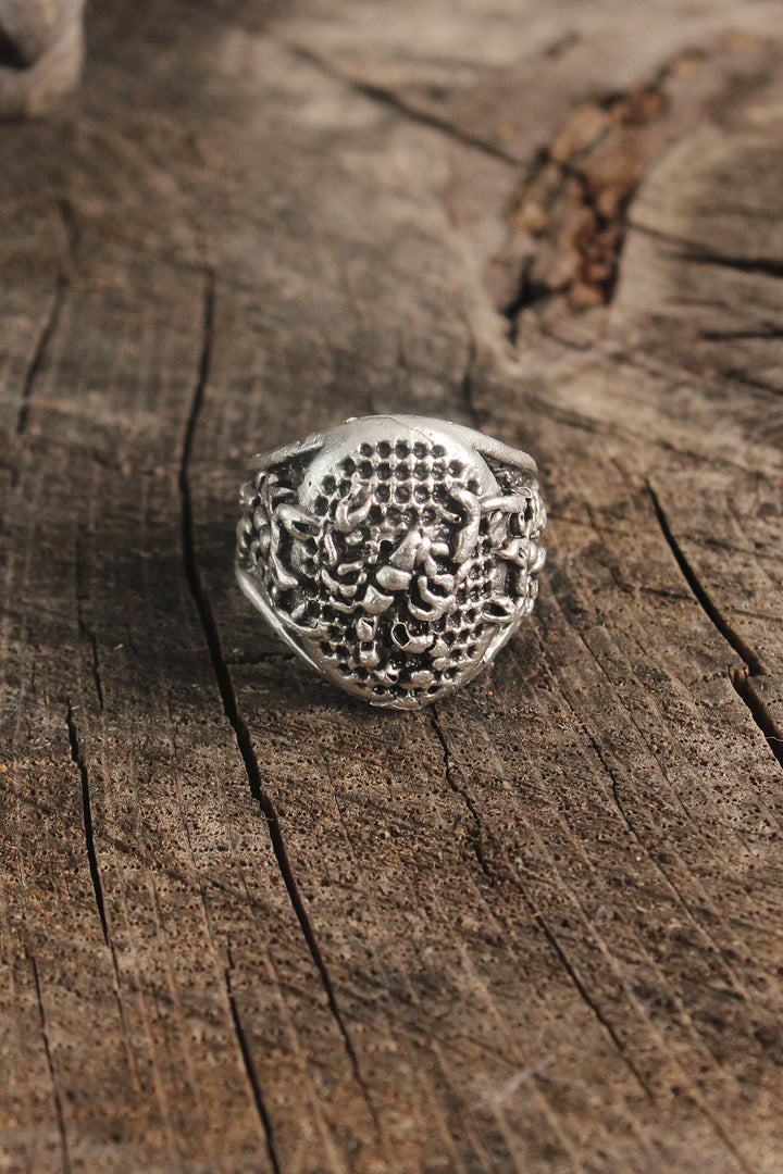 EBJ Antique Silver Color Scorpion Embroidery Adjustable Men's Ring - Mackay